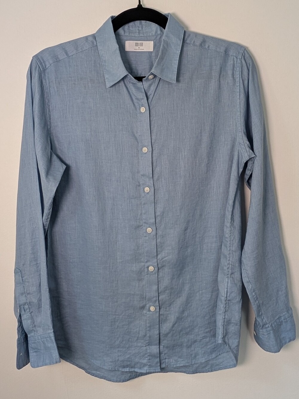 Uniqlo Pale Blue Women's Button-Down Dress Shirt